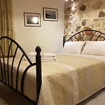 Peristeris Traditional House Since 1900 Corfu * Ano Garouna