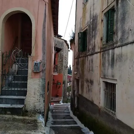 Peristeris Traditional House Since 1900 Corfu * Ано-Гаруна