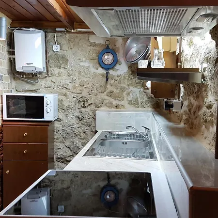 Feriehus Peristeris Traditional House Since 1900 Corfu