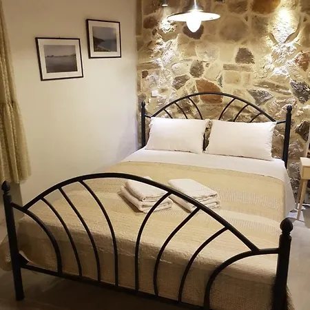 Peristeris Traditional House Since 1900 Corfu Feriehus