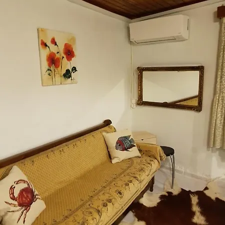 Feriehus Peristeris Traditional House Since 1900 Corfu