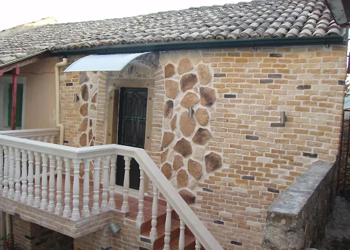 Peristeris Traditional House Since 1900 Corfu Ано-Гаруна