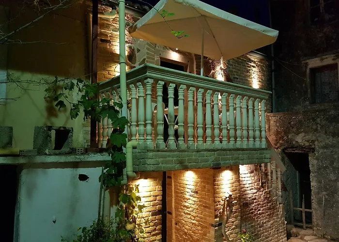 Peristeris Traditional House Since 1900 Corfu Дом отдыха *