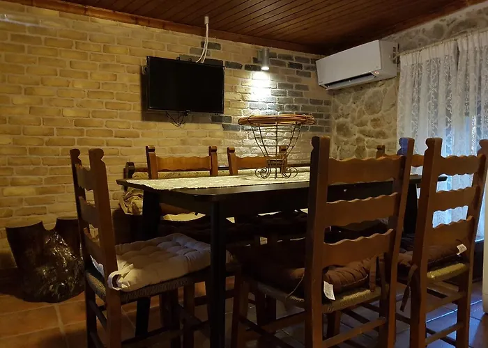 Дом отдыха Peristeris Traditional House Since 1900 Corfu *
