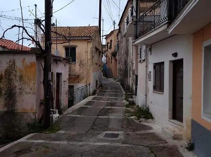 Дом отдыха Peristeris Traditional House Since 1900 Corfu Ано-Гаруна