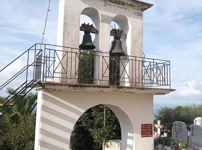 Peristeris Traditional House Since 1900 Corfu Дом отдыха Ано-Гаруна