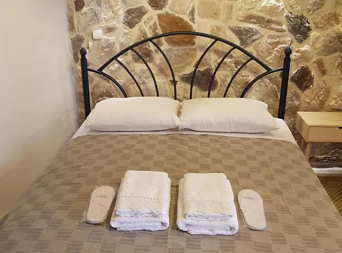 Peristeris Traditional House Since 1900 Corfu Дом отдыха *