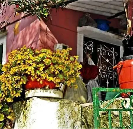 Сasa de vacaciones Peristeris Traditional House Since 1900 Corfu
